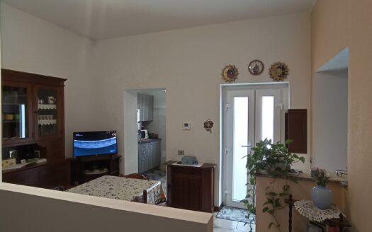 3 locali e servizi in vendita a Cornaredo