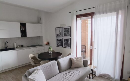 IN VENDITA TRILOCALE E SERVIZI A CASOREZZO