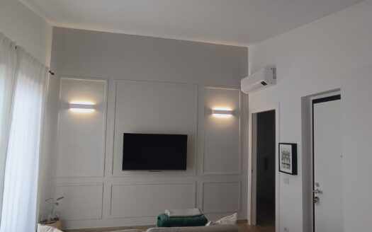 IN VENDITA TRILOCALE E SERVIZI A CASOREZZO